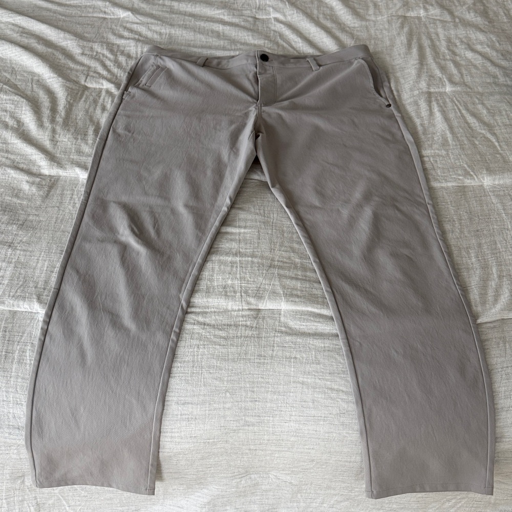 Vuori Light Gray Casual Pants